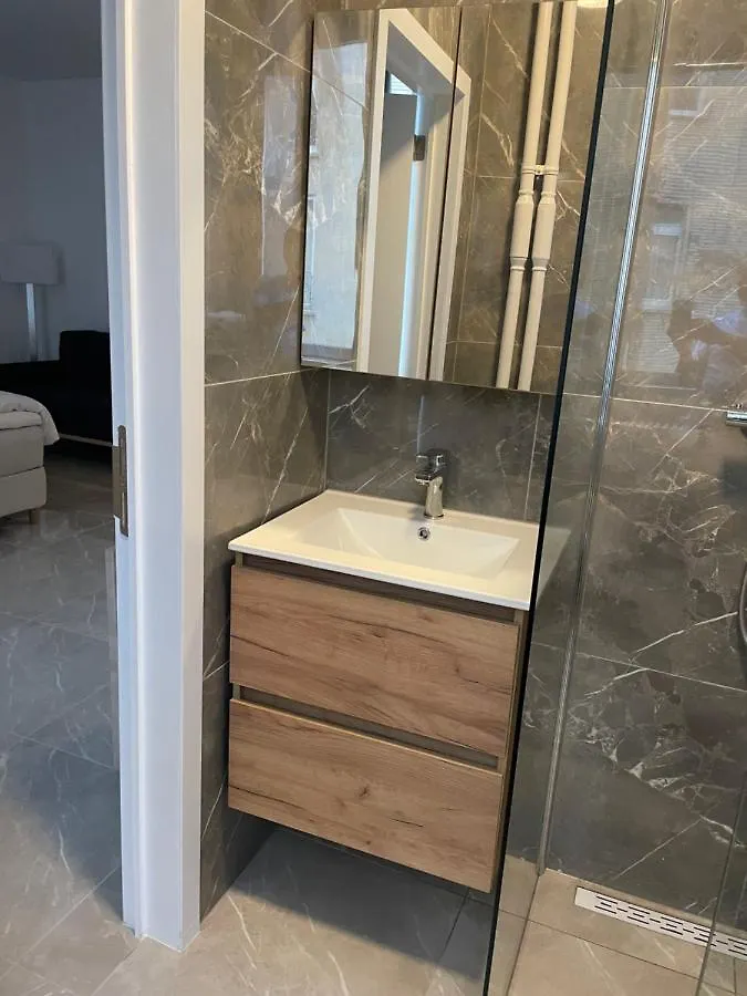 Diamonds Studio Apartment Antwerp