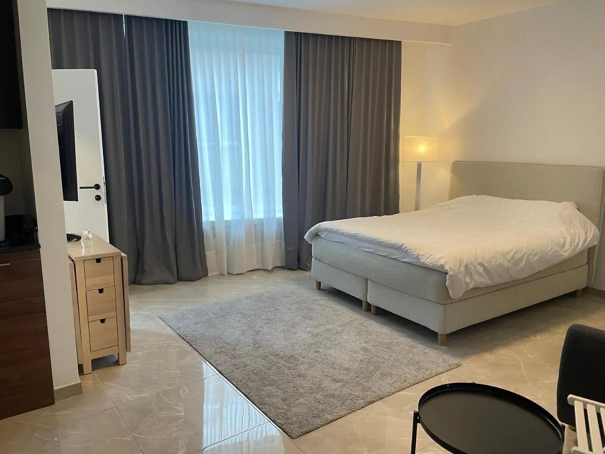 Diamonds Studio location